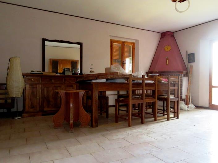 Image No.24-3 Bed House for sale