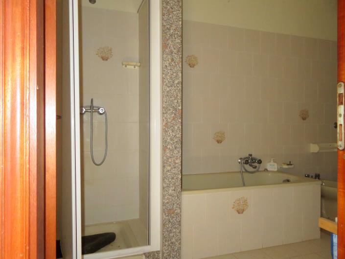 Image No.26-3 Bed House for sale