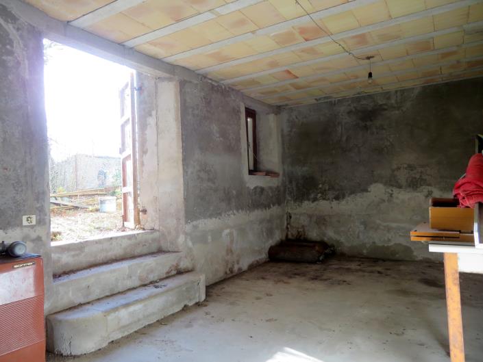Image No.34-3 Bed House for sale