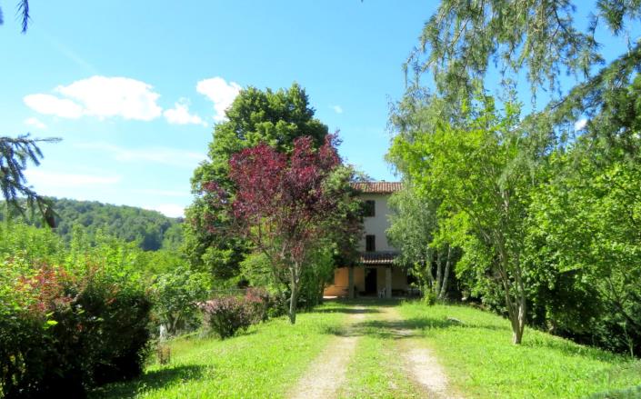 Image No.3-Propriété de pays de 4 chambres à vendre à Sarnano