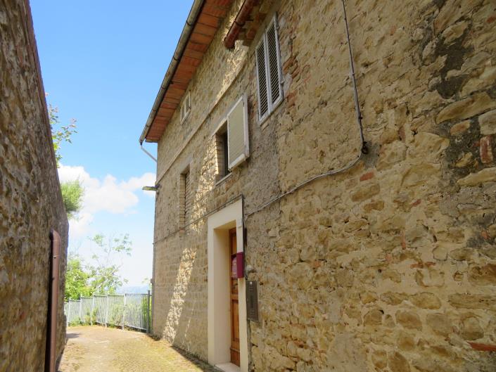 Image No.7-2 Bed Townhouse for sale