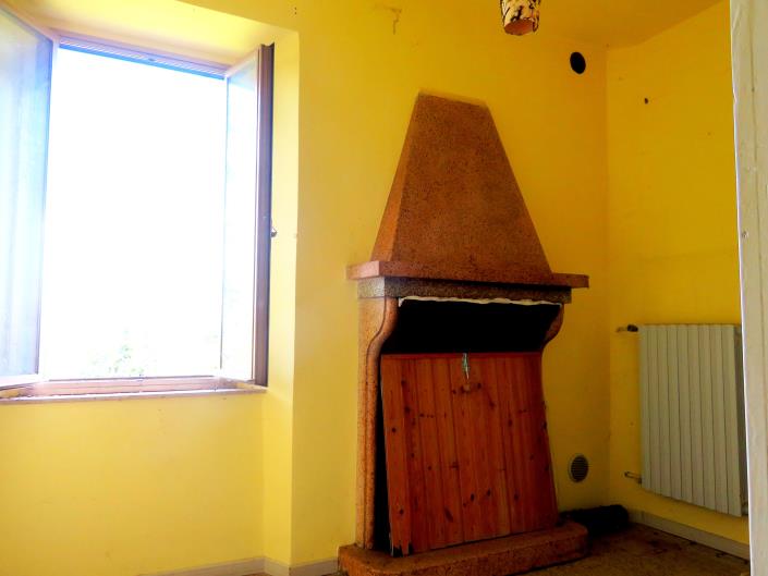 Image No.15-2 Bed Townhouse for sale