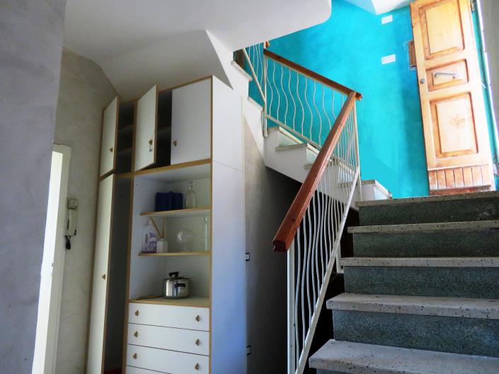 Image No.23-2 Bed Townhouse for sale