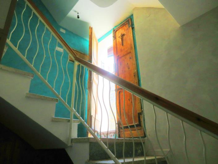Image No.32-2 Bed Townhouse for sale