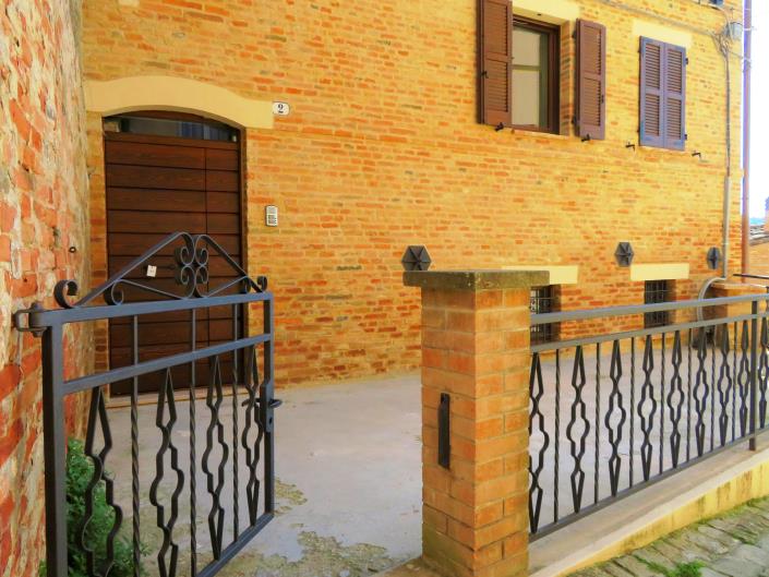 Image No.10-2 Bed Apartment for sale