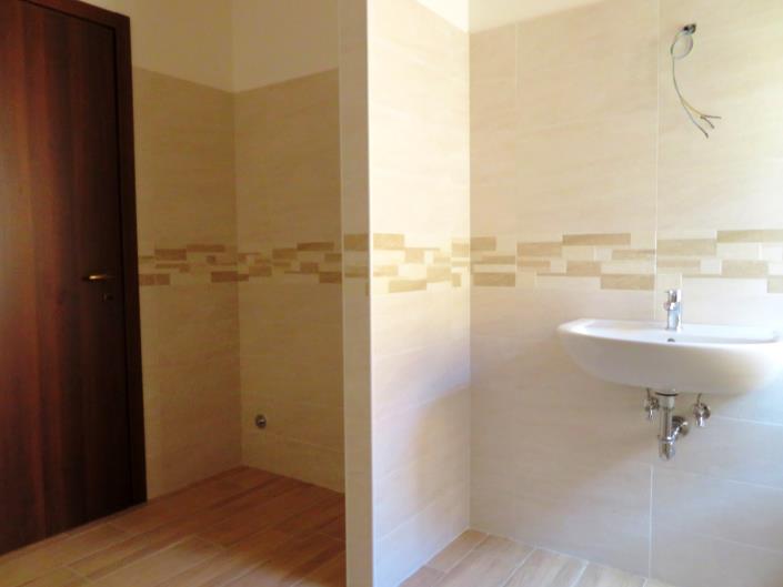 Image No.21-2 Bed Apartment for sale