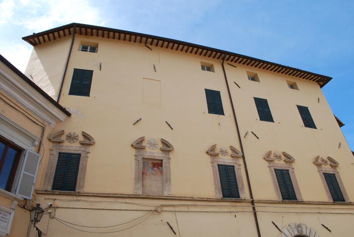 Image No.4-4 Bed Apartment for sale