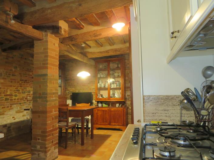 Image No.25-3 Bed Townhouse for sale