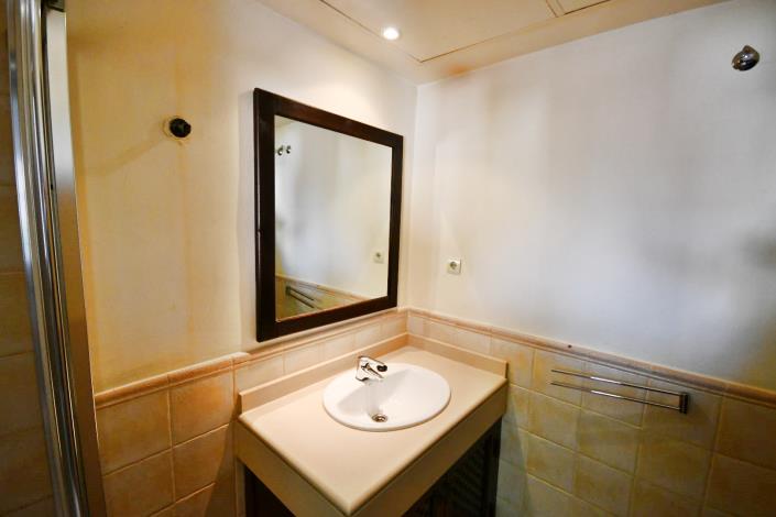 Image No.15-1 Bed Villa for sale