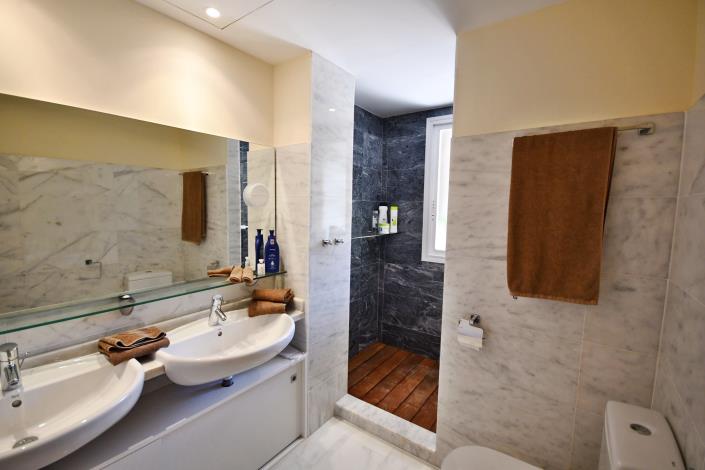 Image No.15-2 Bed Apartment for sale