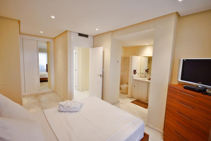 Image No.21-2 Bed Apartment for sale