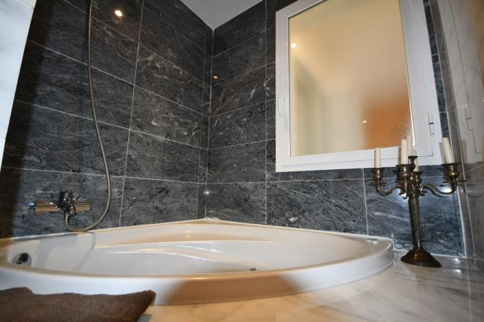 Image No.24-2 Bed Apartment for sale