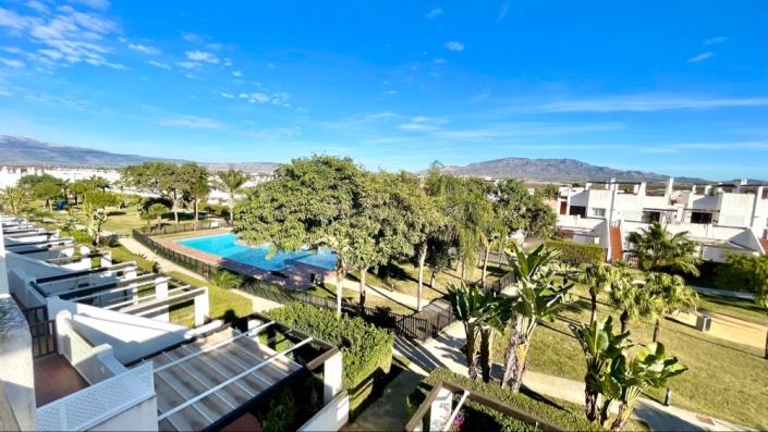 Image No.37-2 Bed Apartment for sale