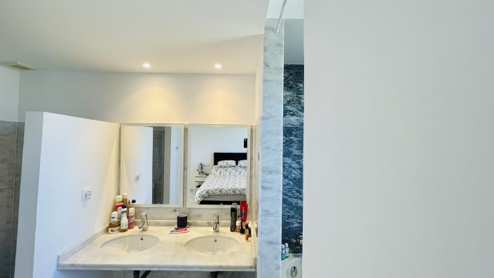 Image No.23-2 Bed Penthouse for sale