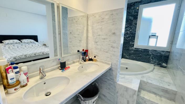 Image No.25-2 Bed Penthouse for sale