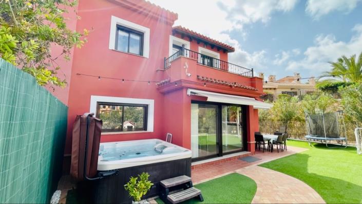 Image No.5-Villa de 4 chambres à vendre à Hacienda del Alamo