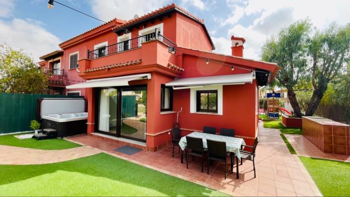 Image No.6-Villa de 4 chambres à vendre à Hacienda del Alamo