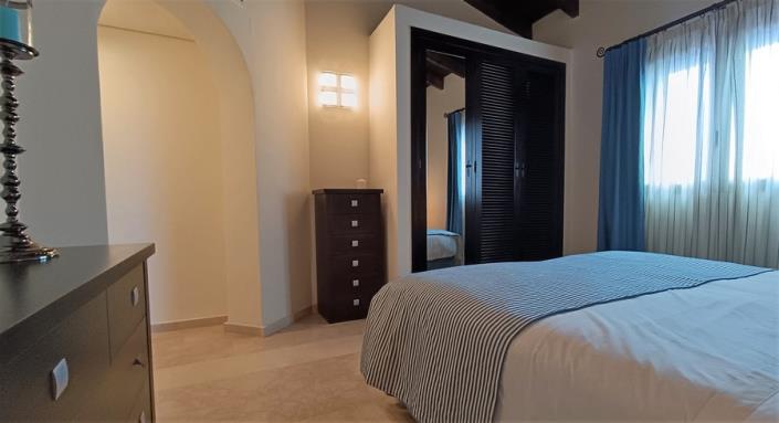 Image No.12-3 Bed Villa for sale