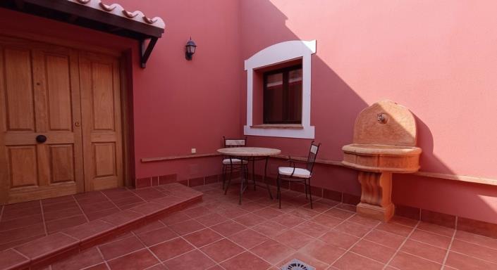 Image No.18-3 Bed Villa for sale