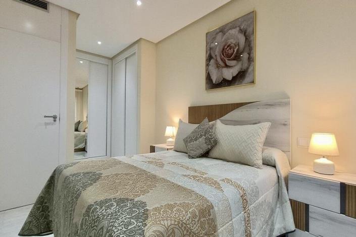 Image No.17-2 Bed Apartment for sale