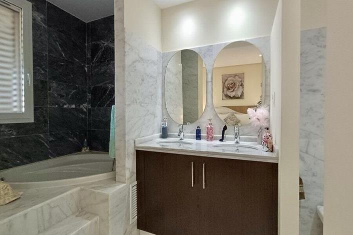 Image No.22-2 Bed Apartment for sale