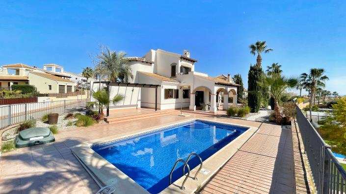 Image No.16-3 Bed Villa for sale