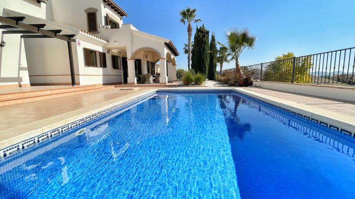 Image No.18-3 Bed Villa for sale