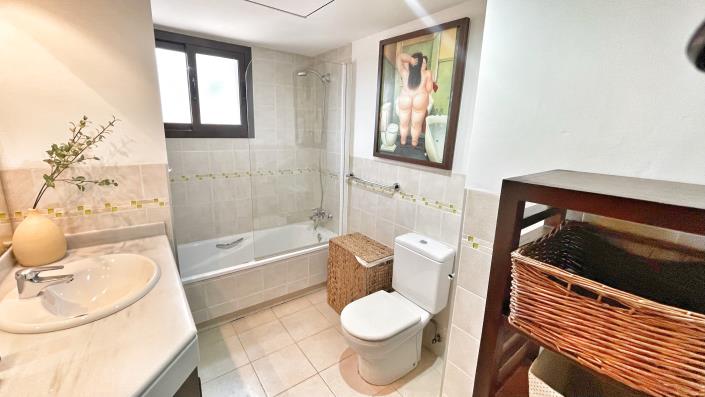 Image No.40-3 Bed Villa for sale