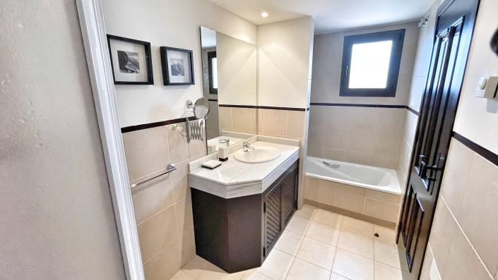 Image No.43-3 Bed Villa for sale