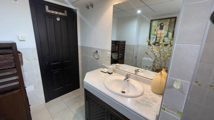 Image No.44-3 Bed Villa for sale