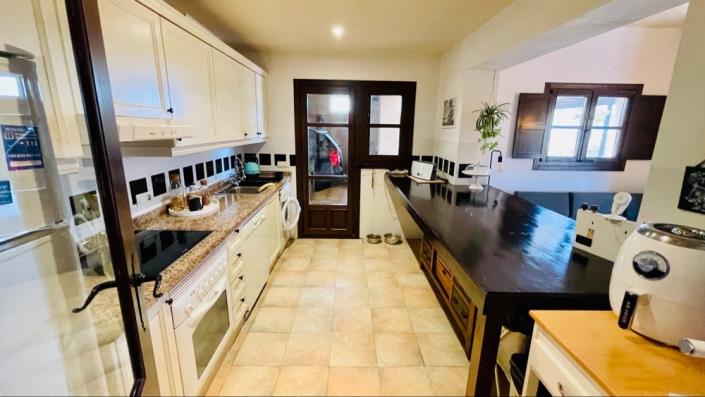 Image No.9-3 Bed Villa for sale