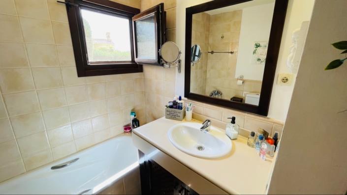 Image No.32-3 Bed Villa for sale