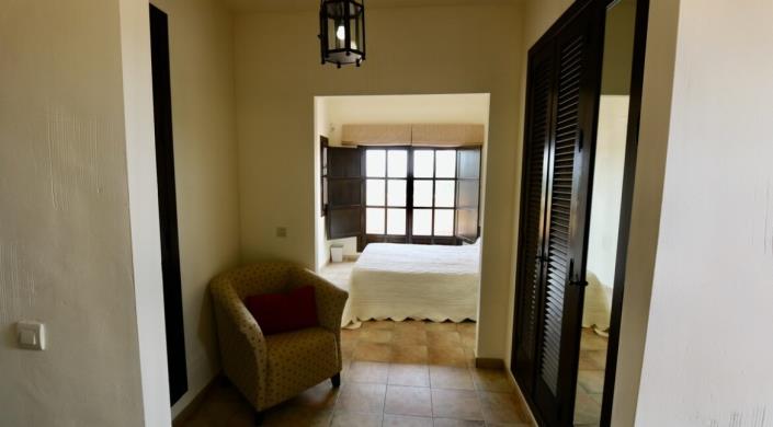 Image No.9-3 Bed Villa for sale