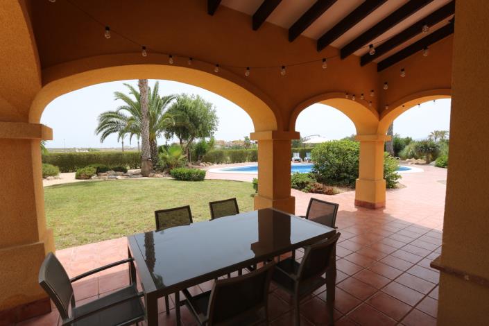 Image No.19-3 Bed Villa for sale