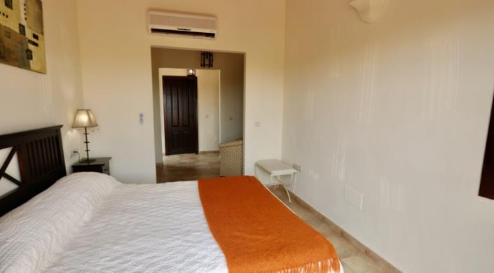 Image No.49-3 Bed Villa for sale