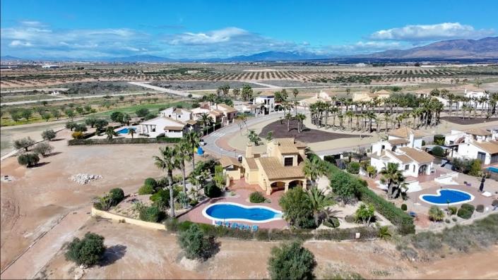 Image No.55-3 Bed Villa for sale