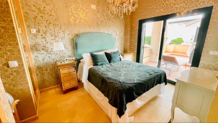 Image No.17-2 Bed Apartment for sale