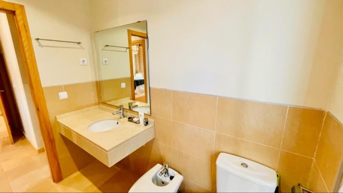 Image No.34-2 Bed Apartment for sale