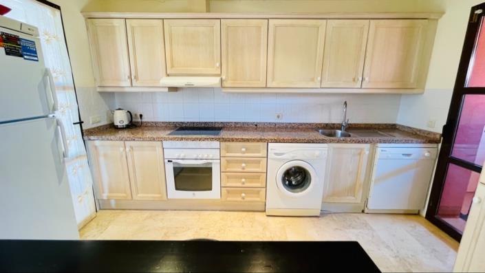 Image No.10-3 Bed Villa for sale