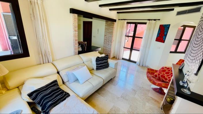 Image No.20-3 Bed Villa for sale