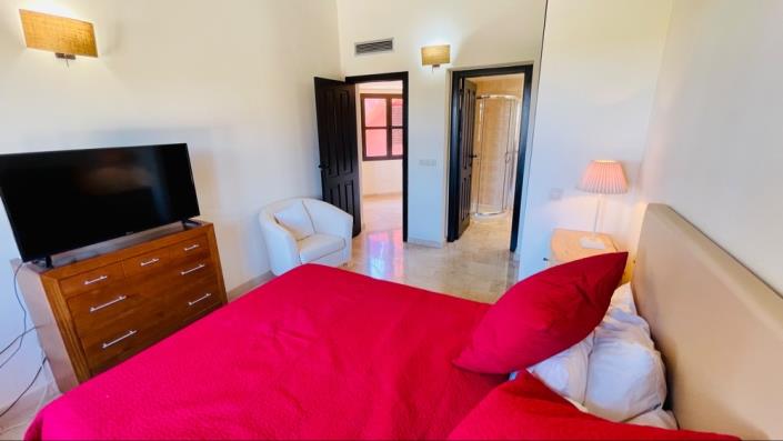 Image No.23-3 Bed Villa for sale