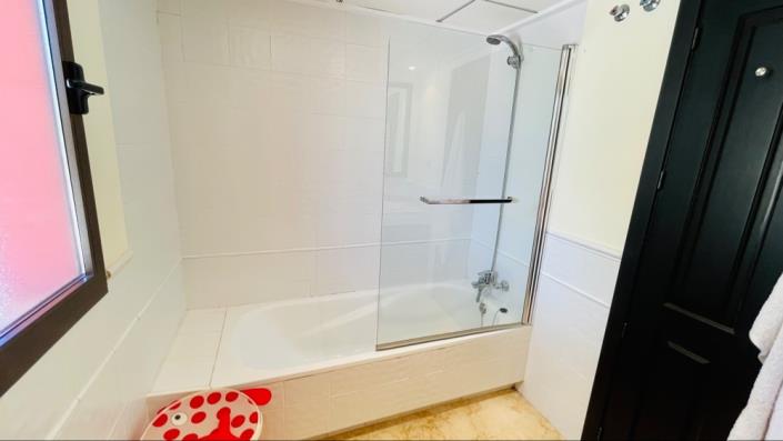 Image No.27-3 Bed Villa for sale