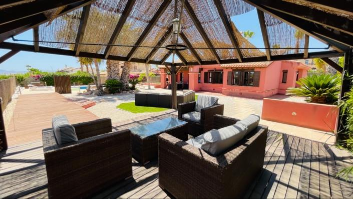 Image No.35-3 Bed Villa for sale