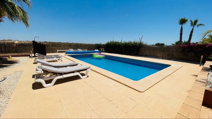 Image No.42-3 Bed Villa for sale