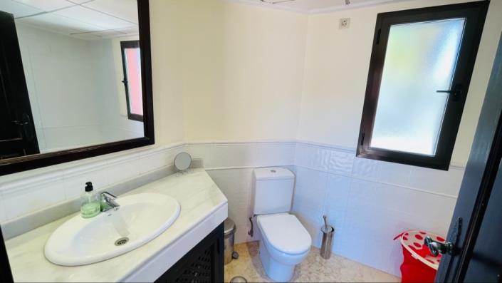 Image No.54-3 Bed Villa for sale