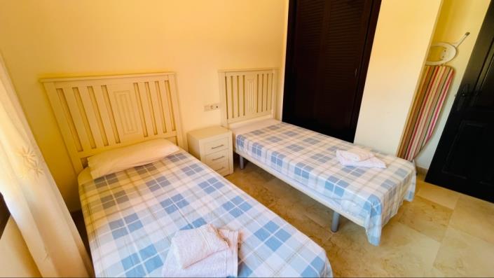 Image No.56-3 Bed Villa for sale