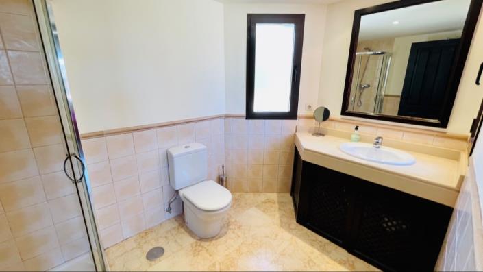 Image No.59-3 Bed Villa for sale