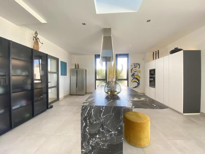 Image No.11-4 Bed Villa for sale