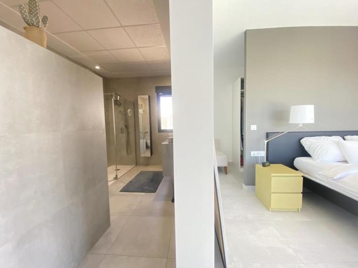 Image No.16-4 Bed Villa for sale