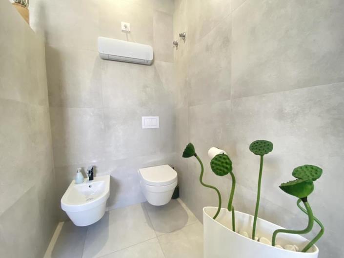 Image No.18-4 Bed Villa for sale